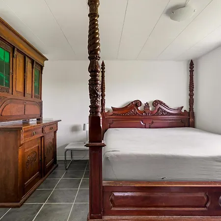 2 Bedroom In Tatil Evi *